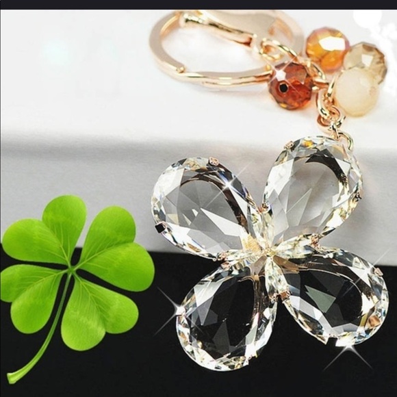 NWT Floral crystal Key Ring or purse tassel - Picture 3 of 7